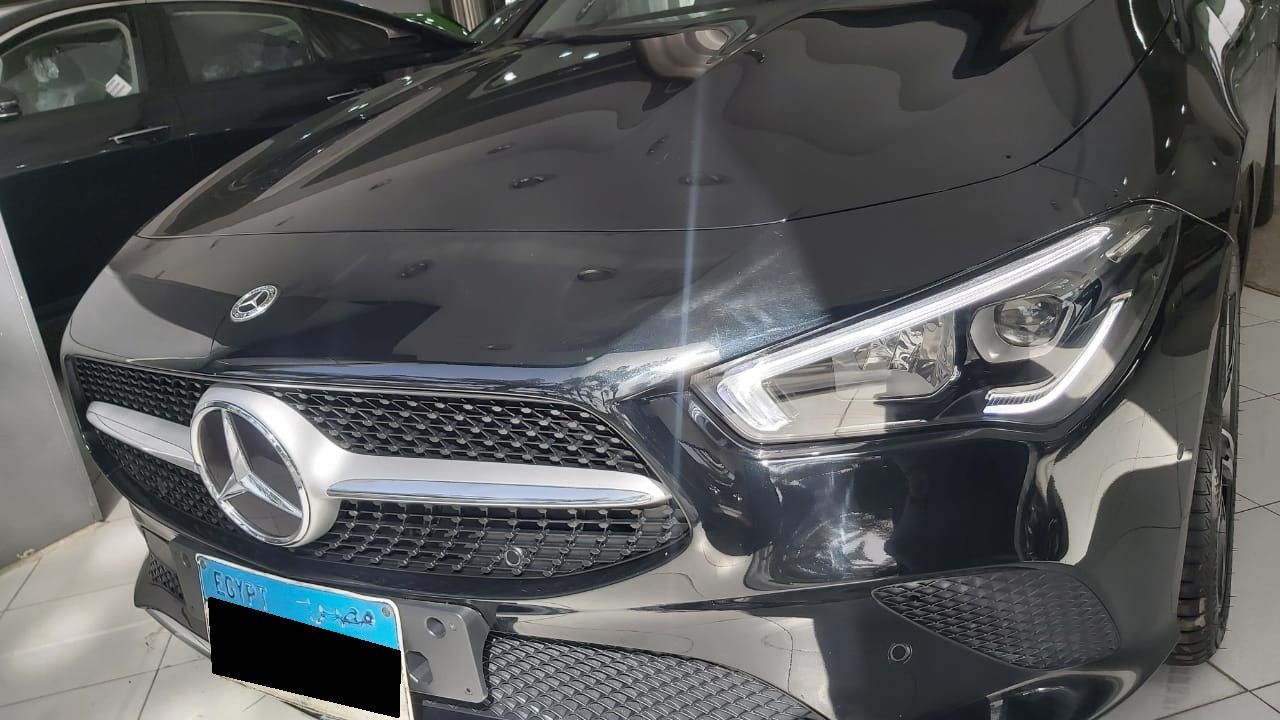 Mercedes-Benz undefined image