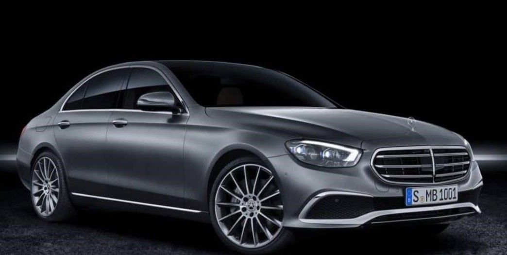 Mercedes-Benz undefined image