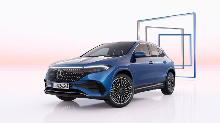 Mercedes-Benz undefined image